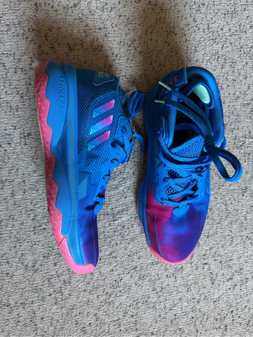 Adidas Dame 8